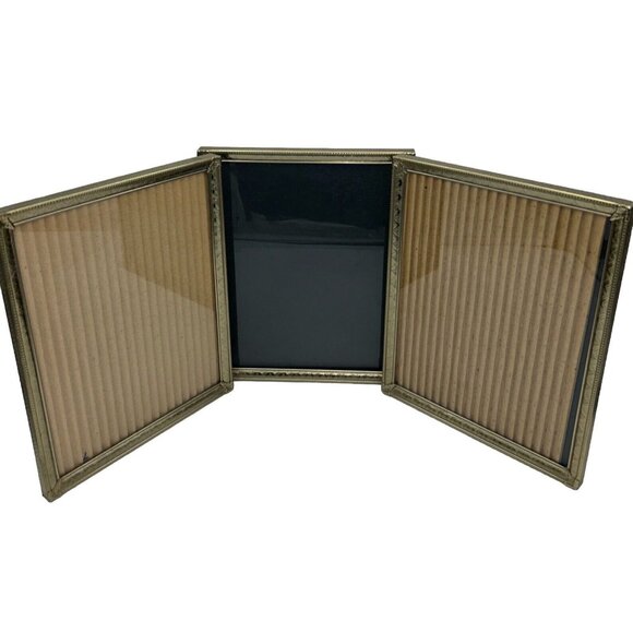 Photo Frame 8x10 MCM Tri-fold Gold Colored Hinged Triple Panels Leaf Details VTG - Picture 1 of 4